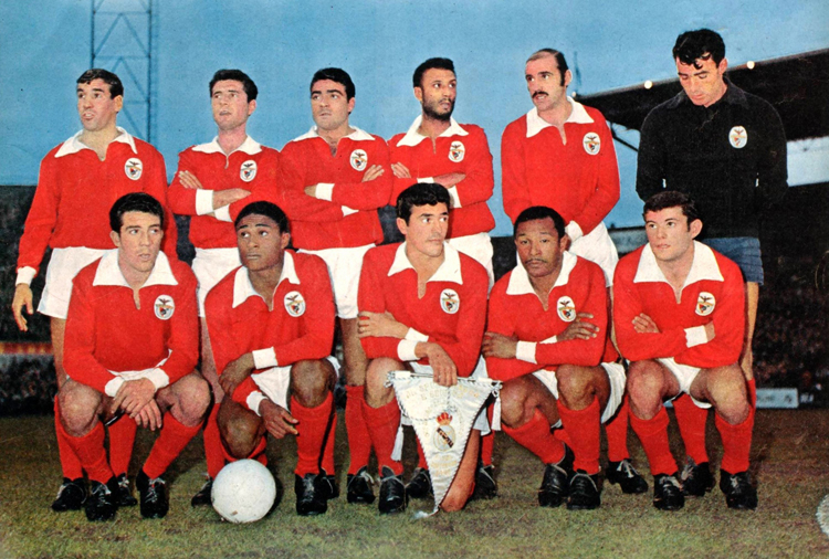 Бенфика, Лиссабон, Португалия - обладатель Кубка чемпионов сезона 1961/1962 годов