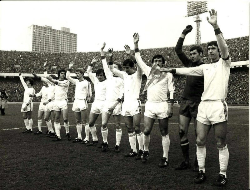 Эксклюзив от eurocups-uefa.ru: ECCC-1976/1977 Dinamo Kiev - Bor. M&#246;nchengladbach (06.04.1977)